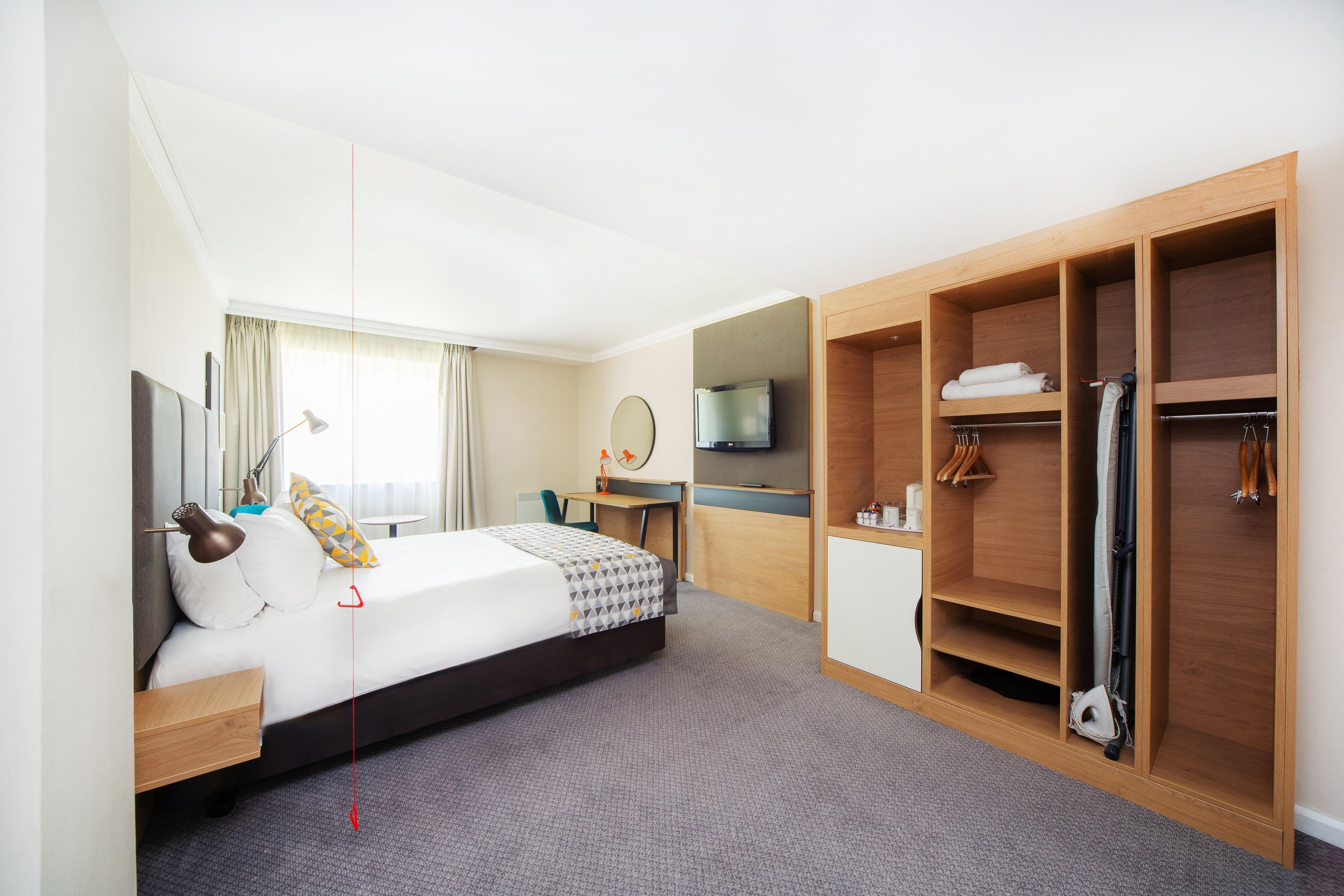 Holiday Inn Reading South M4 Jct 11 By Ihg Exterior foto