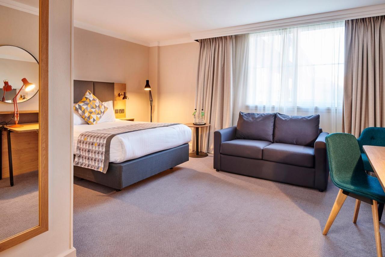Holiday Inn Reading South M4 Jct 11 By Ihg Exterior foto