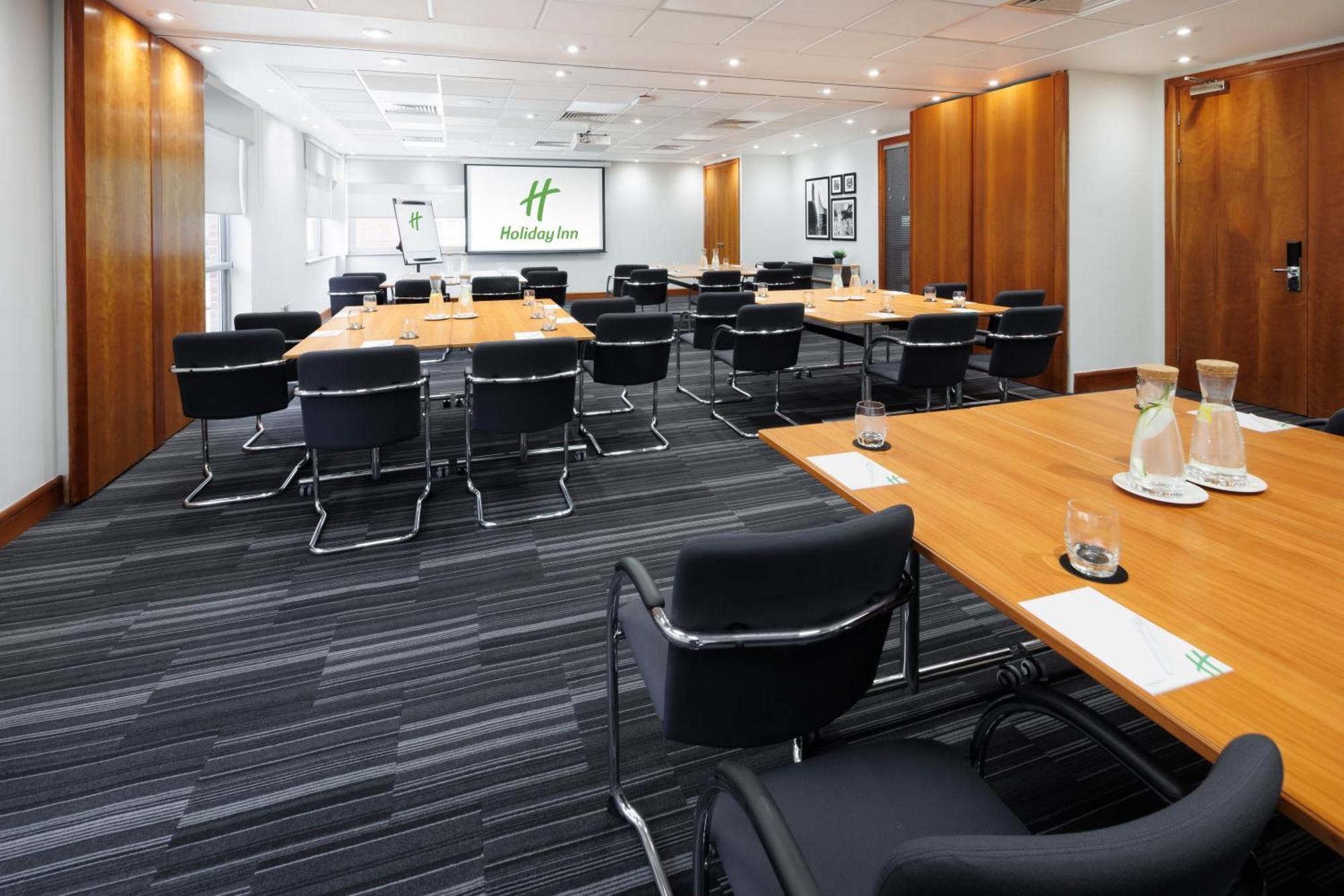 Holiday Inn Reading South M4 Jct 11 By Ihg Exterior foto