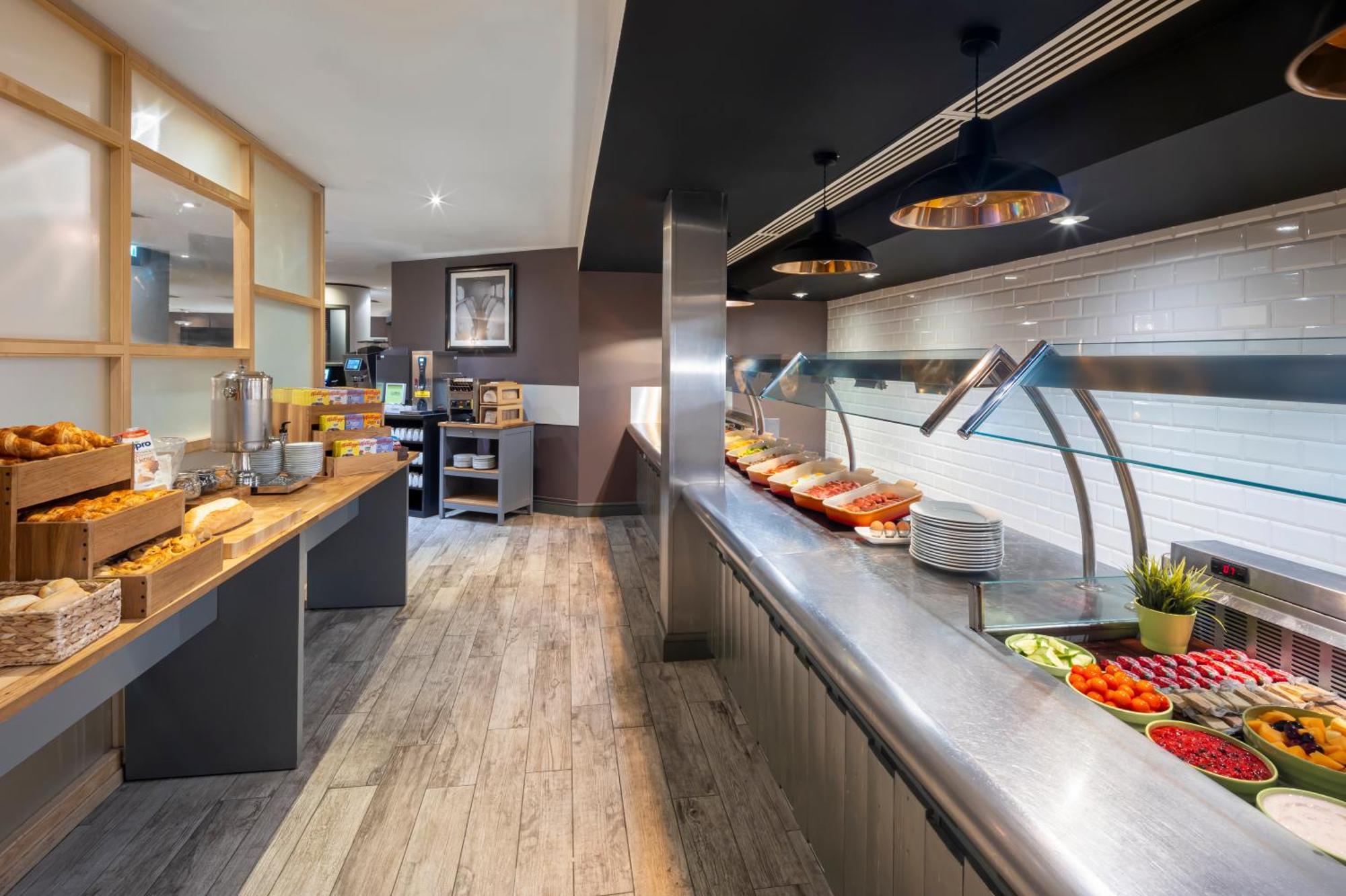 Holiday Inn Reading South M4 Jct 11 By Ihg Exterior foto