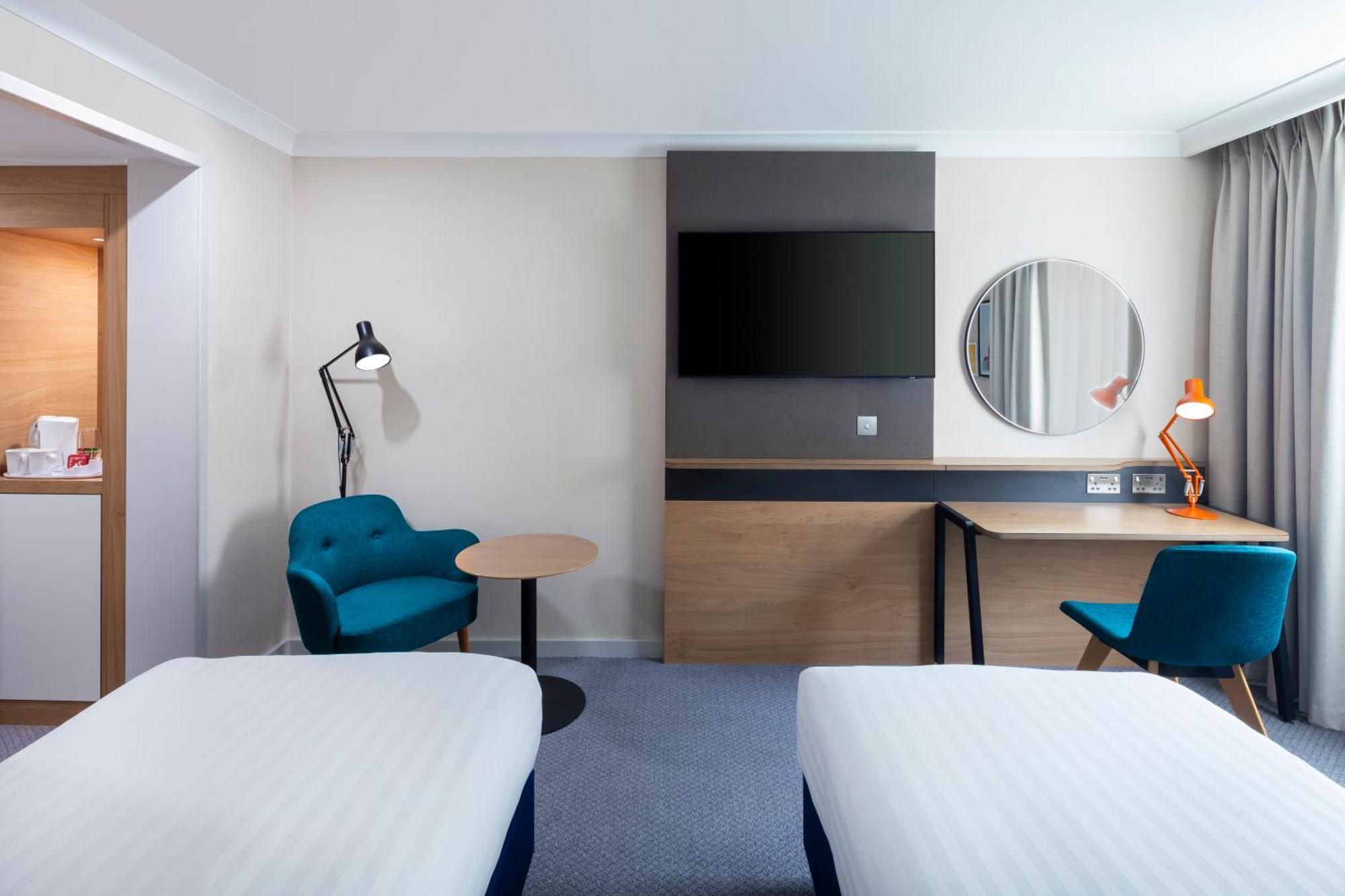 Holiday Inn Reading South M4 Jct 11 By Ihg Exterior foto